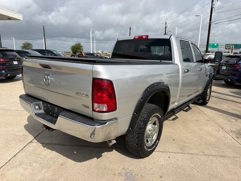Used 2012 RAM 2500 ST w/ Chrome Appearance Group AWD/4WD image 4