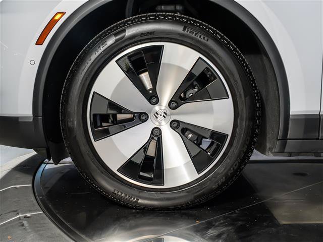 Used 2026 Porsche Macan Electric RWD image 15