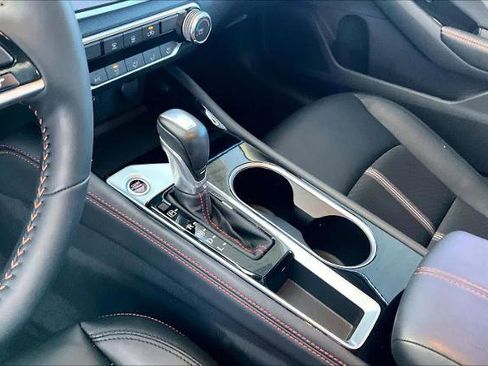 Certified 2025 Nissan Altima 2.5 SR image 15