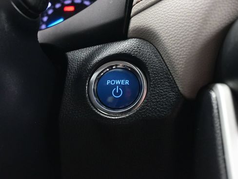 Used 2020 Toyota RAV4 XLE w/ XLE Grade Weather Package AWD/4WD image 23