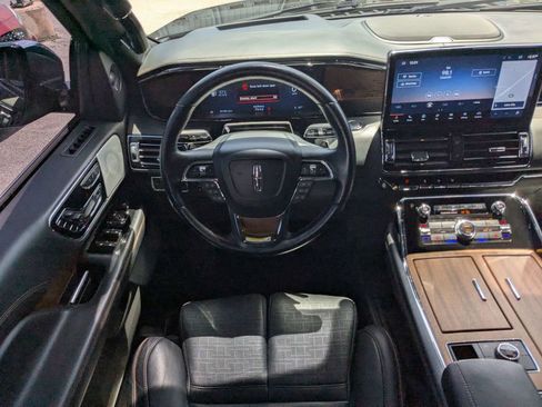 Used 2022 Lincoln Navigator Black Label AWD/4WD image 16