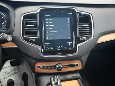 Used 2021 Volvo XC90 T6 Momentum w/ Advanced Package AWD/4WD image 16