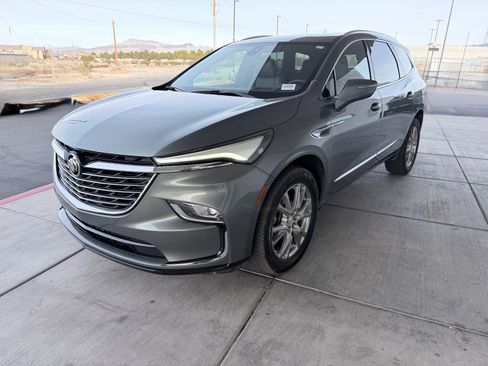 Used 2022 Buick Enclave Premium w/ Experience Buick Package image 7