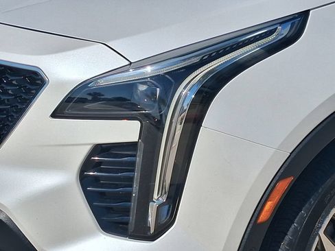 Used 2023 Cadillac XT4 Sport w/ Enhanced Visibility Package FWD image 7