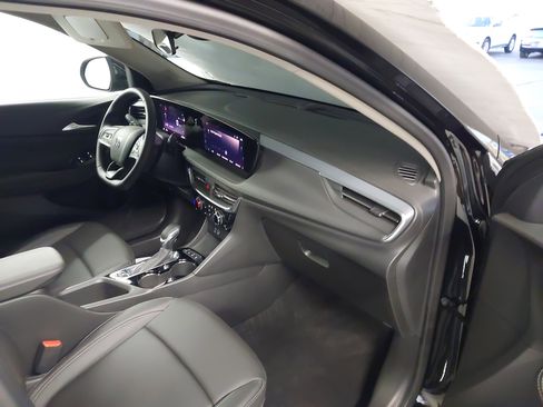 Used 2024 Buick Encore GX Sport Touring w/ Experience Buick Package image 29