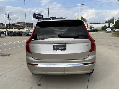 Certified 2023 Volvo XC90 B6 Ultimate w/ Protection Package Premier image 6