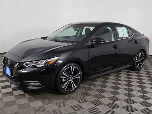 Used 2023 Nissan Sentra SR w/ Trunk Package FWD image 5