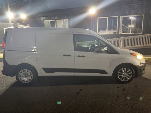 Used 2017 Ford Transit Connect XL image 8