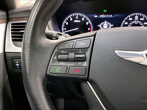 Used 2015 Hyundai Genesis 5.0 w/ Option Group 05 image 24
