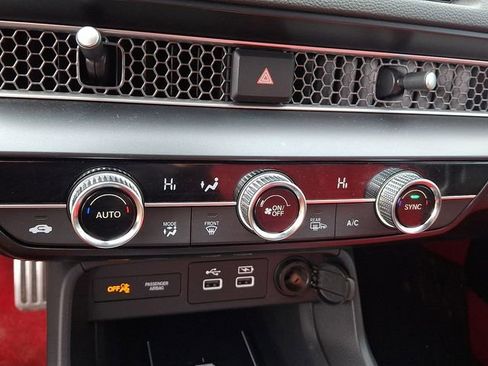 Used 2025 Honda Civic Type R image 15