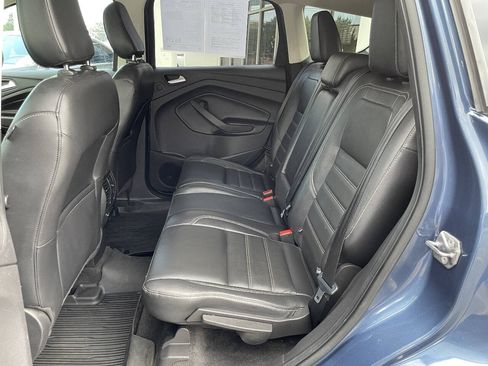 Used 2018 Ford Escape Titanium AWD/4WD image 39