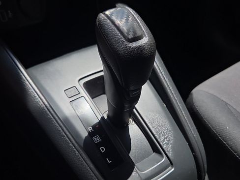 Used 2023 Nissan Versa S FWD image 12