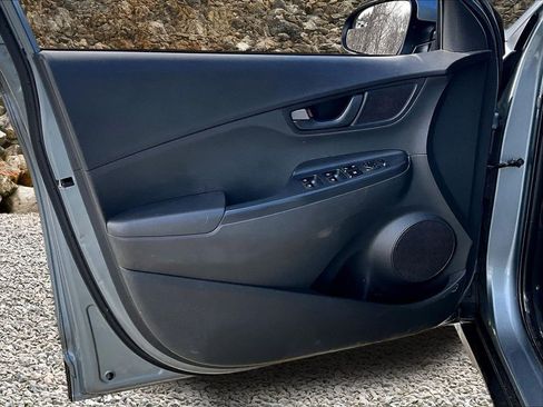 Used 2020 Hyundai Kona SE image 21