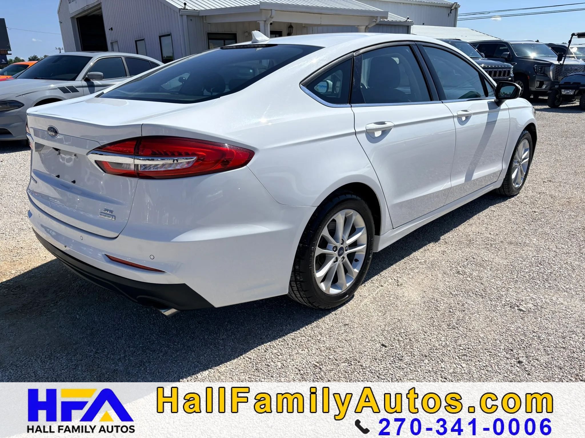 Used 2019 Ford Fusion SE FWD image 5