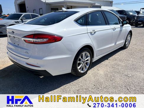 Used 2019 Ford Fusion SE FWD image 5