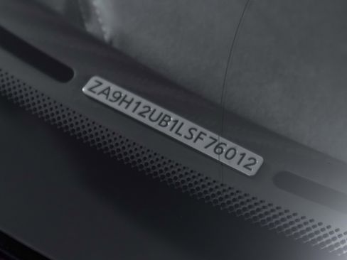 Used 2020 Pagani Huayra image 79