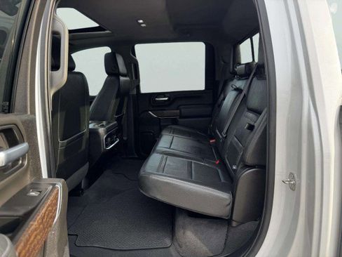Used 2022 GMC Sierra 3500 Denali image 36