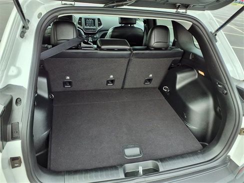 Used 2022 Jeep Cherokee Latitude Lux image 27