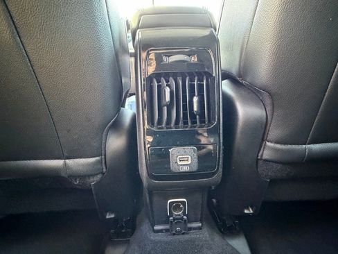 Certified 2022 Jeep Compass Latitude image 32