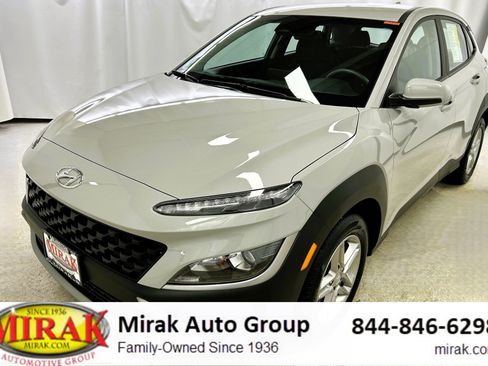 Certified 2023 Hyundai Kona SE w/ Cargo Package image 1