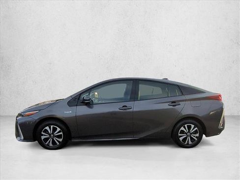 Used 2017 Toyota Prius Prime Plus image 9