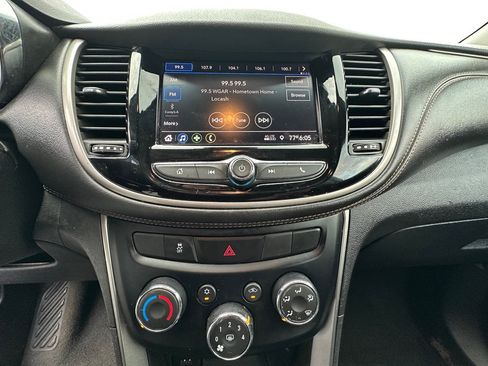 Used 2020 Chevrolet Trax LS w/ Tint and Cruise Package FWD image 12