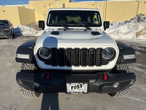 Certified 2024 Jeep Wrangler Rubicon w/ Technology Group image 8