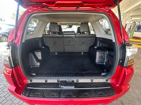 Used 2023 Toyota 4Runner SR5 Premium image 31