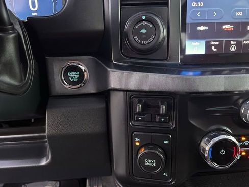 Used 2024 Ford F450 Platinum w/ FX4 Off-Road Package image 31