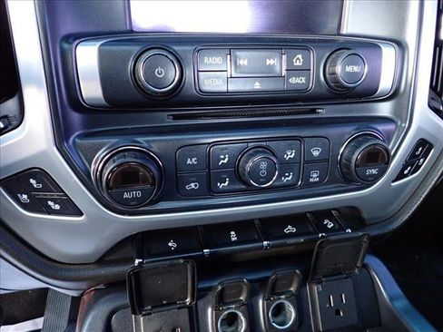 Used 2016 GMC Sierra 1500 SLT w/ Suspension Package, Off-Road image 21