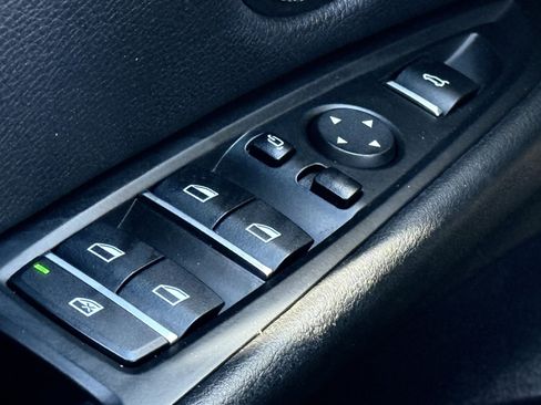 Used 2018 BMW X5 xDrive50i w/ Executive Package image 34