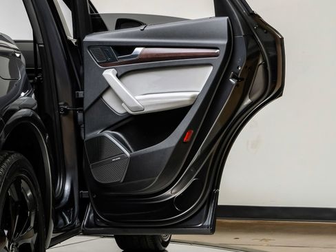 Used 2023 Audi Q5 2.0T Premium Plus w/ Premium Plus Package image 50