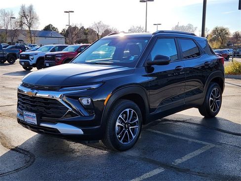 Used 2024 Chevrolet TrailBlazer LT w/ Convenience Package image 8