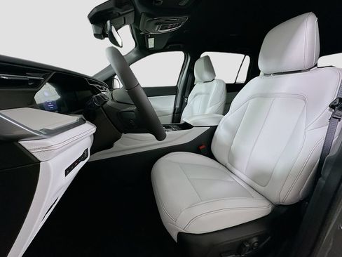 New 2026 Jeep Cherokee Limited AWD/4WD image 13