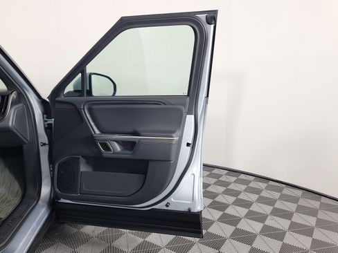 Used 2024 Rivian R1T Adventure Dual AWD/4WD image 18