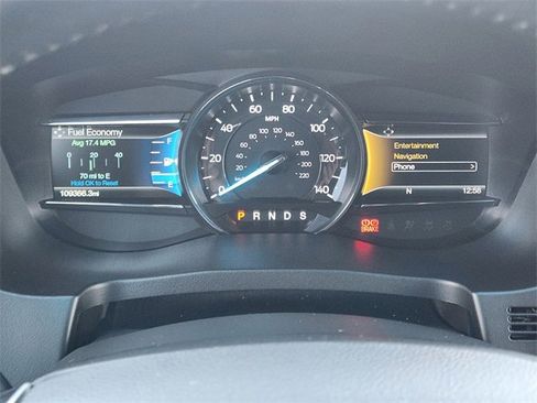 Used 2017 Ford Explorer Limited image 18