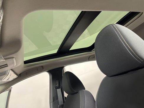 New 2026 Nissan Kicks SV w/ SV Premium Package image 31