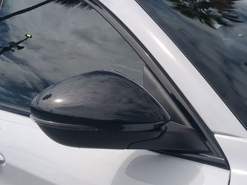 Used 2024 Alfa Romeo Stelvio Veloce image 12