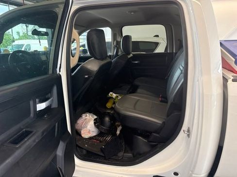 Used 2019 RAM 2500 Tradesman w/ Chrome Appearance Group AWD/4WD image 6