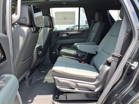 New 2026 GMC Yukon AT4 w/ AT4 Premium Plus Package AWD/4WD image 14