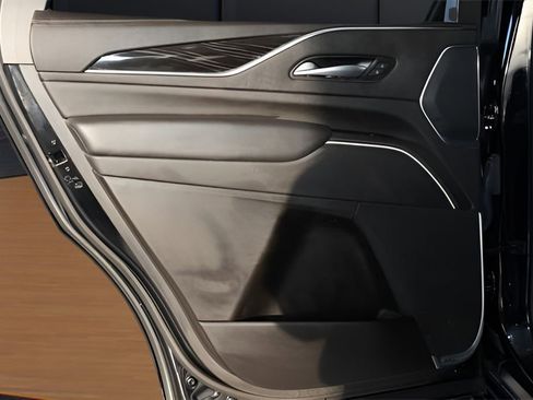 Used 2023 Cadillac Escalade Sport image 24