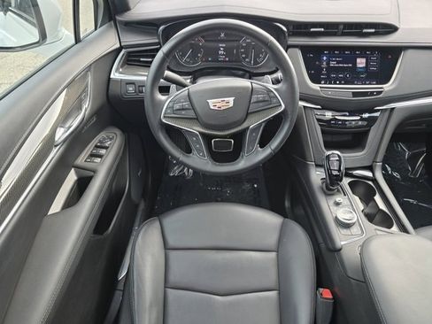 Used 2022 Cadillac XT5 Sportv image 4