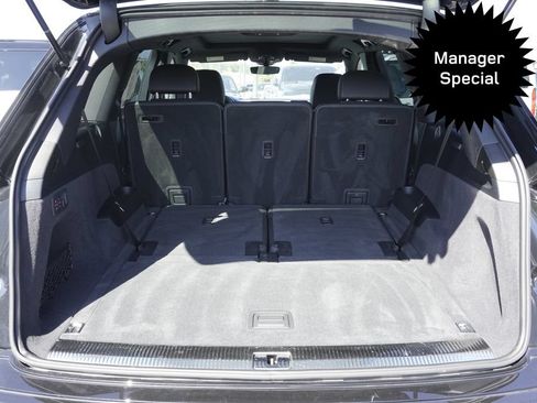Used 2025 Audi Q7 3.0T Premium Plus AWD/4WD image 31