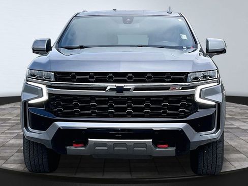 Used 2021 Chevrolet Tahoe Z71 w/ Z71 Off-Road Package AWD/4WD image 3