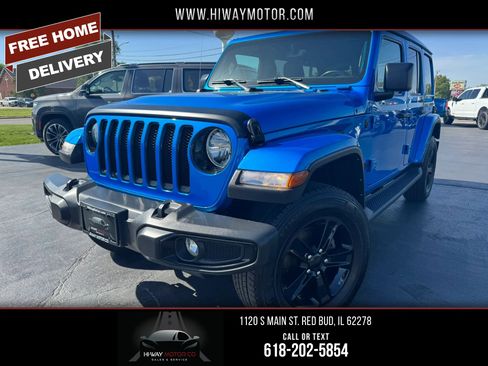 Used 2022 Jeep Wrangler Unlimited Sahara image 1