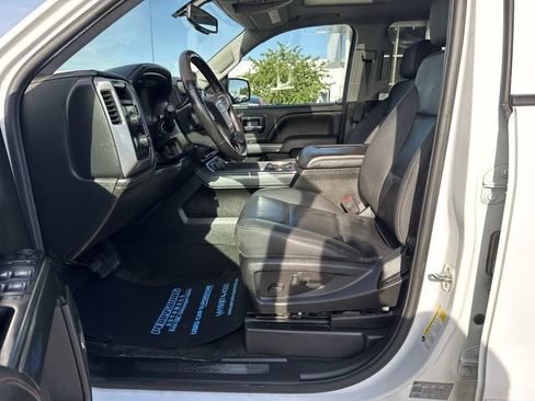 Used 2018 GMC Sierra 1500 SLT w/ All Terrain Package AWD/4WD image 19
