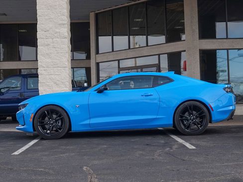 Used 2023 Chevrolet Camaro LT w/ RS Package image 5