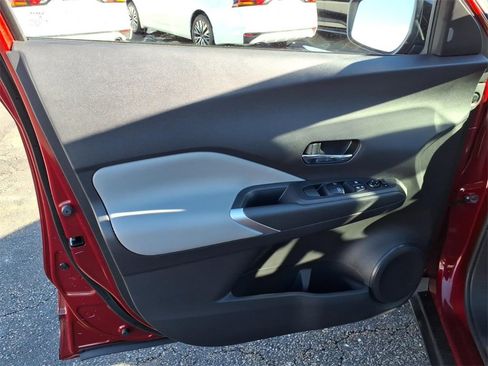 Certified 2023 Nissan Kicks SR w/ SR Premium Package image 11