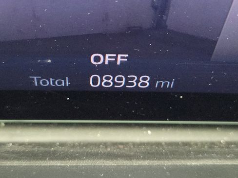 Used 2026 BMW X5 xDrive40i image 6