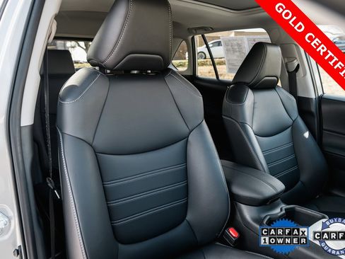 Certified 2025 Toyota RAV4 XLE Premium image 30